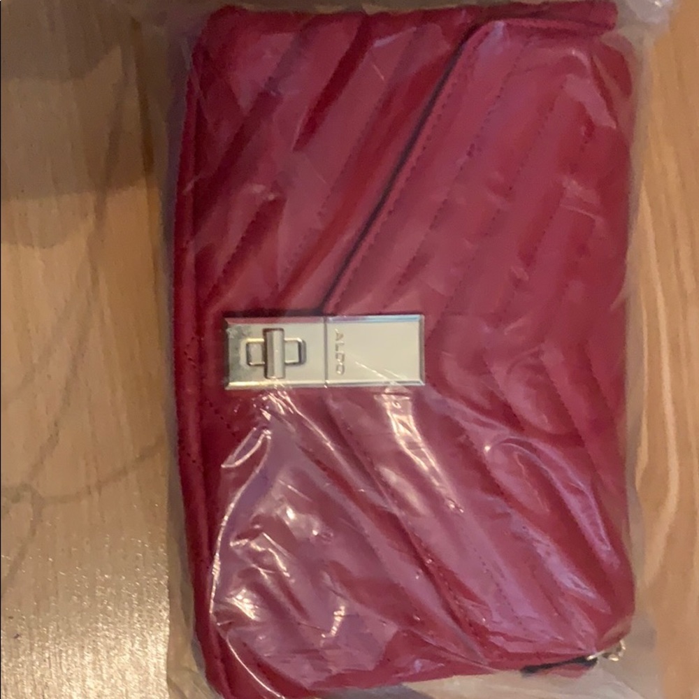 Red also crossbody